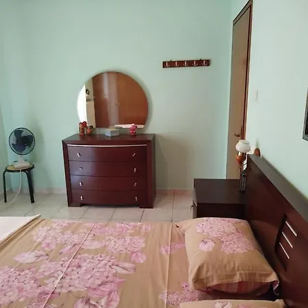 Nansy's House بيت للعطل *