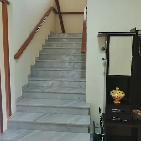 Nansy's House بيت للعطل